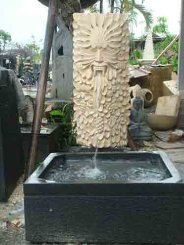 Sale carved fountain in white stone for sale by agent sourcing in Bali Indonesia.