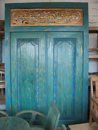 Made to order wooden carved door by buying agent Bali and Java